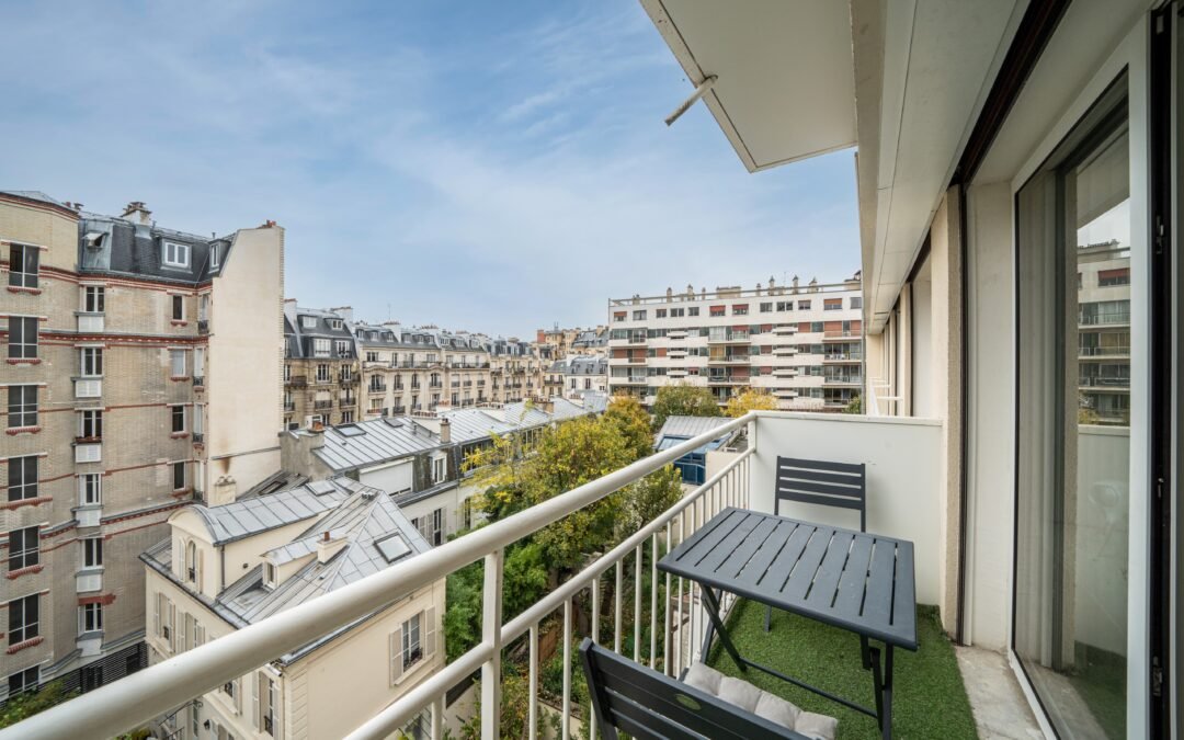Appartement PAris 16 - balcon - vue salon et balcon -4 Appartement PAris 16 - balcon - vue salon et balcon -4